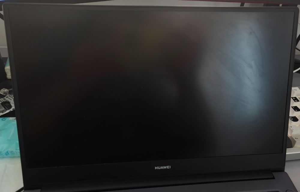Vendo notebook para peças, não liga. Foi pouco usado