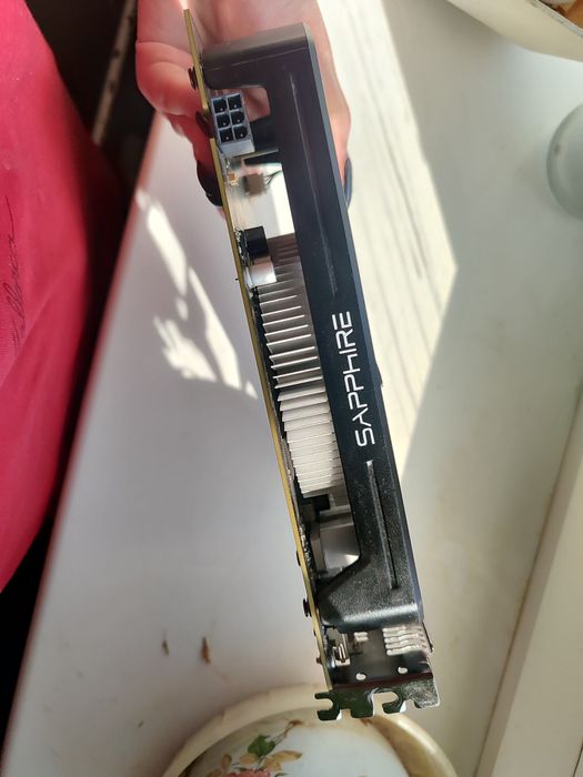 Видеокарта Radeon rx560 4GB  Sapphire