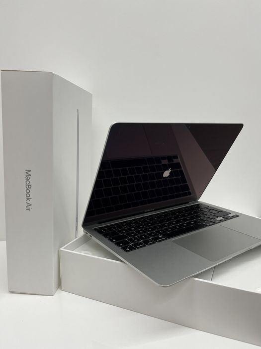 MacBook completamente novo