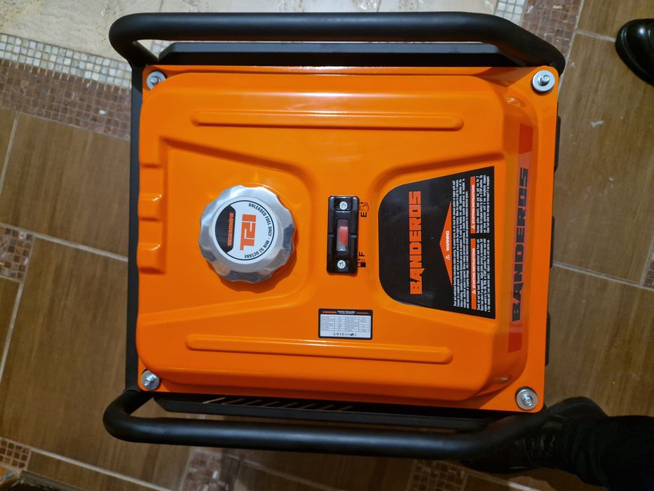 Бензиновий інверторний генератор BANDEROS BGG2500io