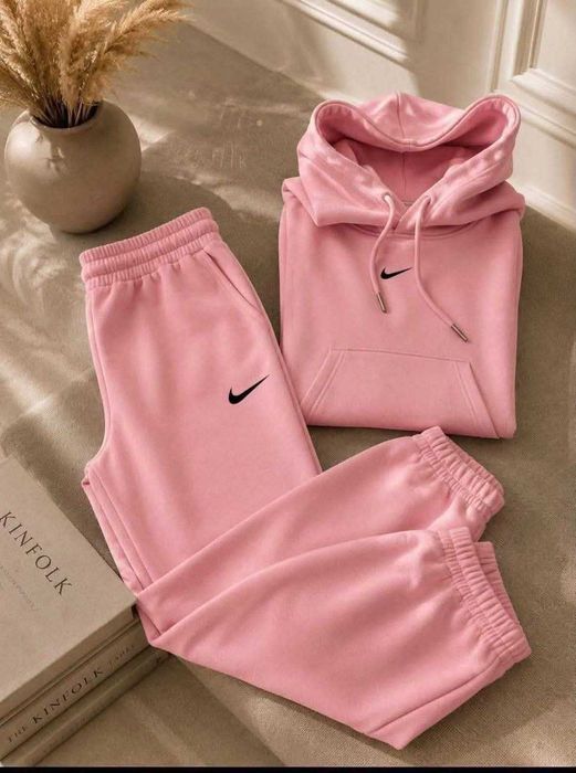 Nowy dres damski s