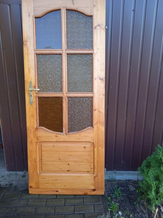 Drzwi wewnętrzne drewniane używane 80 cm