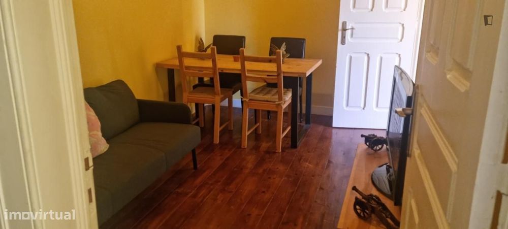 Quarto - localizado em Belém Lisbon