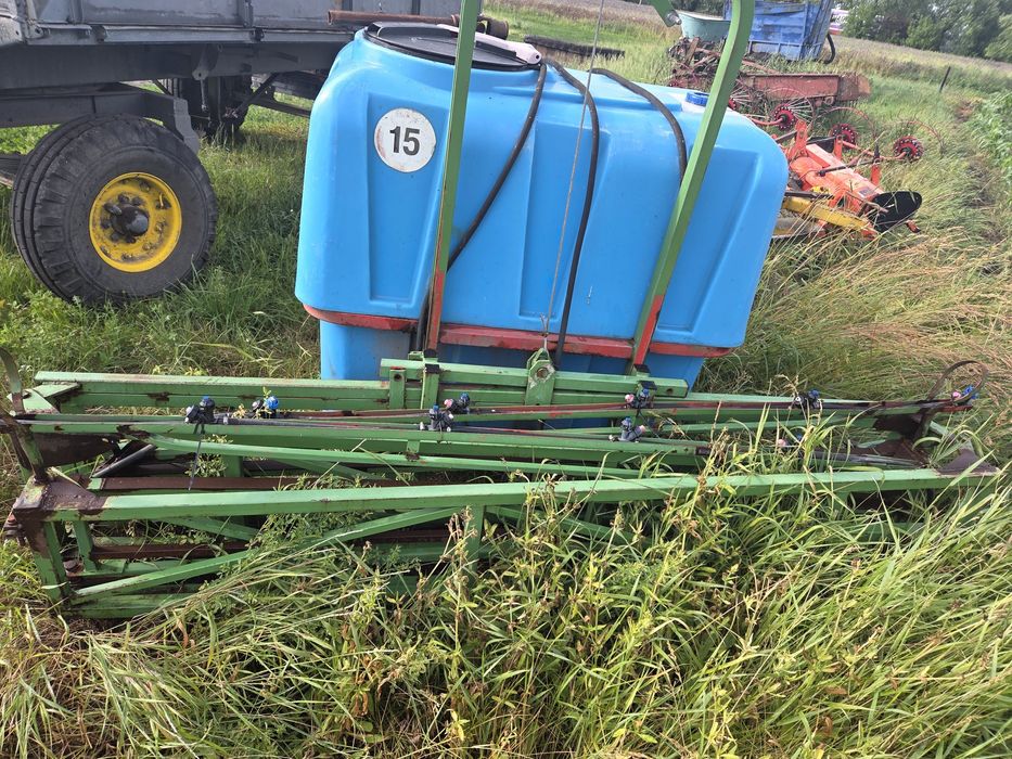 Оприскувач навісний 800 л