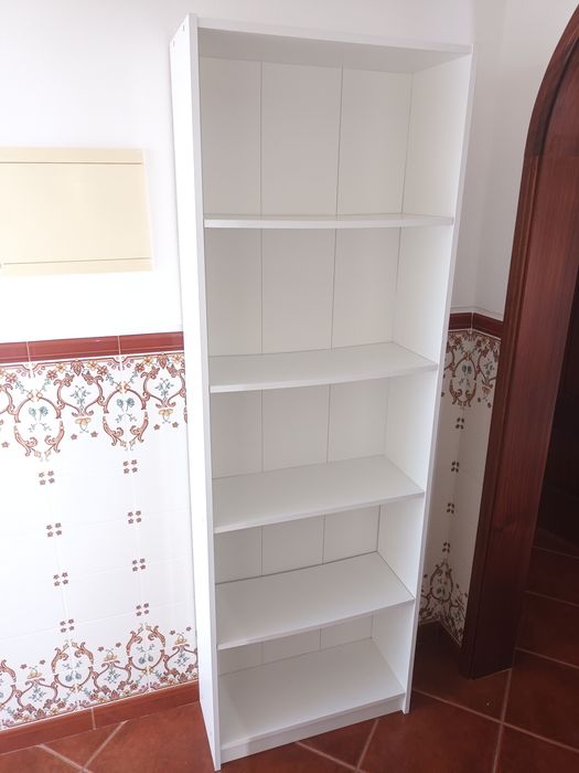 Estante Gersby branca do Ikea