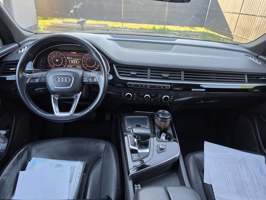 Ауді Q7 2017 рік 3.0 Quattro