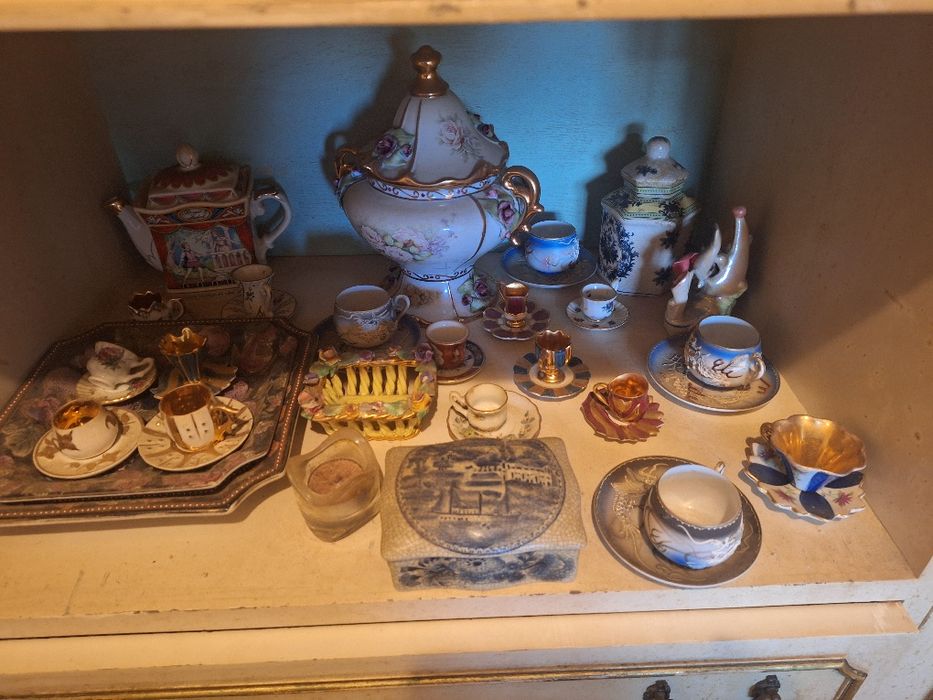 Varias peças decorativas