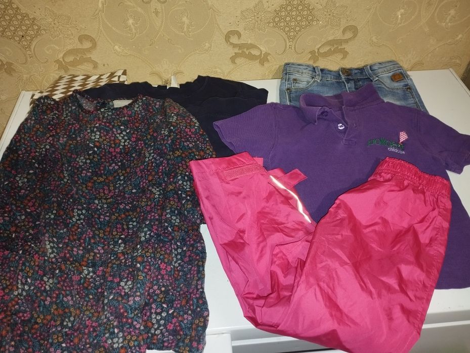 Одяг на дівчинку
