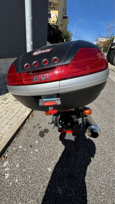 Honda CBR 600F - 57.000 km- excelente estado