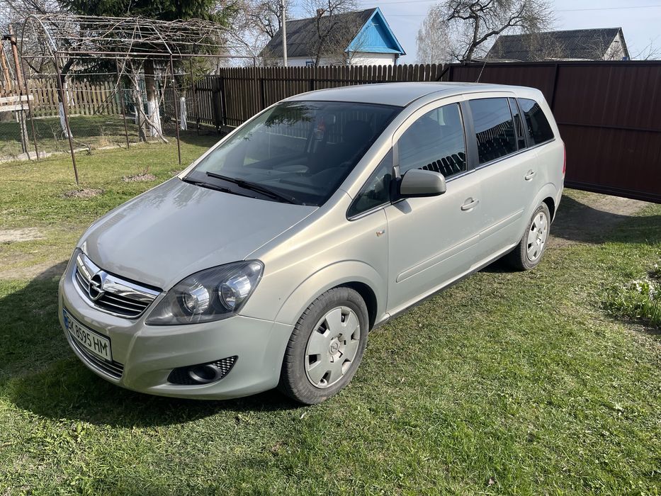 Продам Opel Zafira