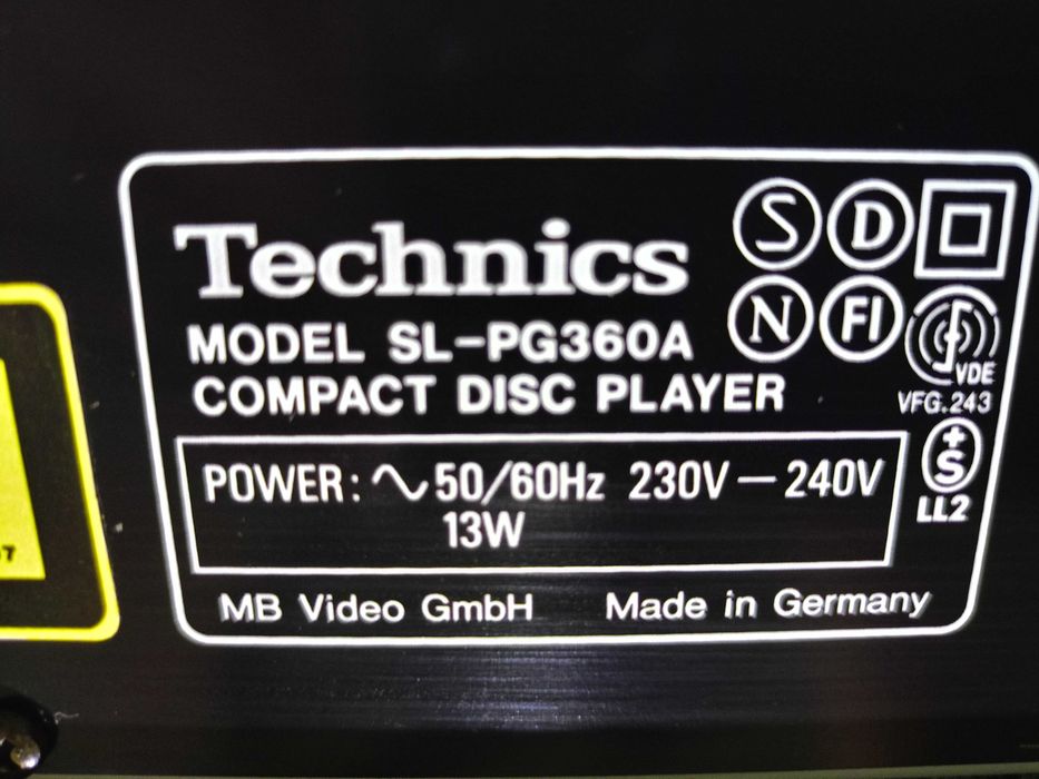 Odtwarzacz CD Technics SL-PG360A