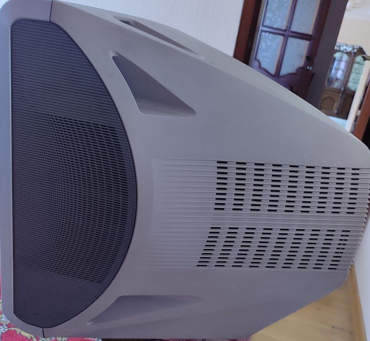 Продається робочий телевізор Sony KV-21LS30K в М. ЛУЦЬКУ