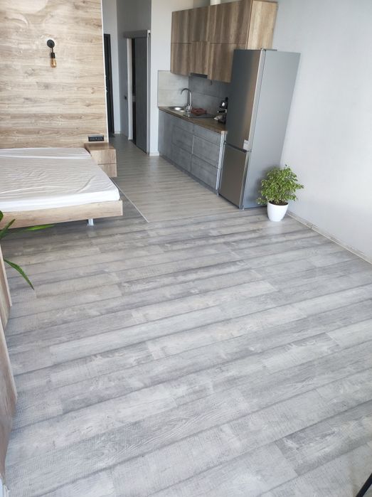 Квартира однокімнатна студія без комісії довготривало вид на море