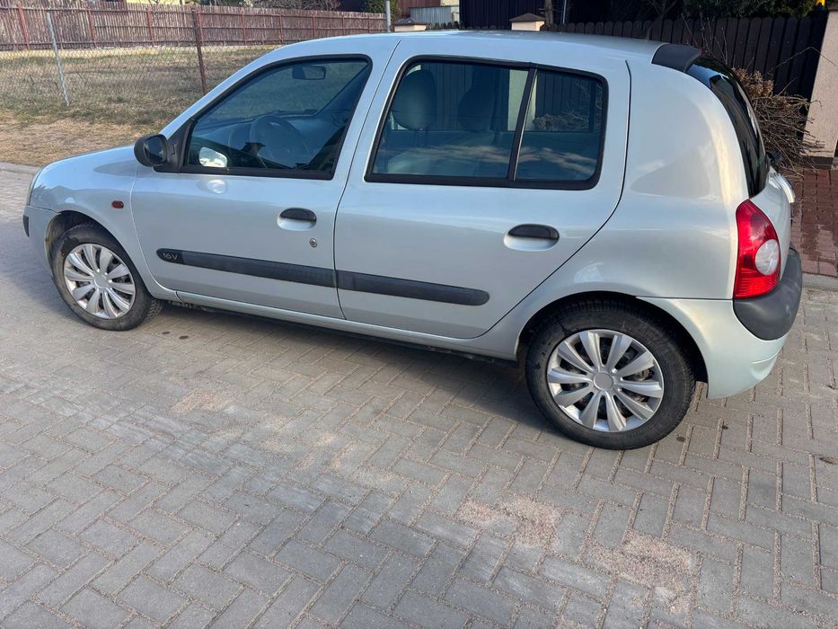 Renault Clio 2002r.