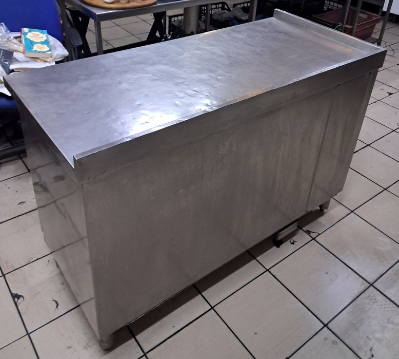 СРОЧНО ПРОДАМ Холодильний стіл б/у, Нержавейка 2 шт