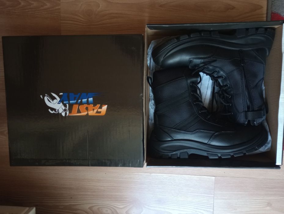 Nowe buty motocyklowe