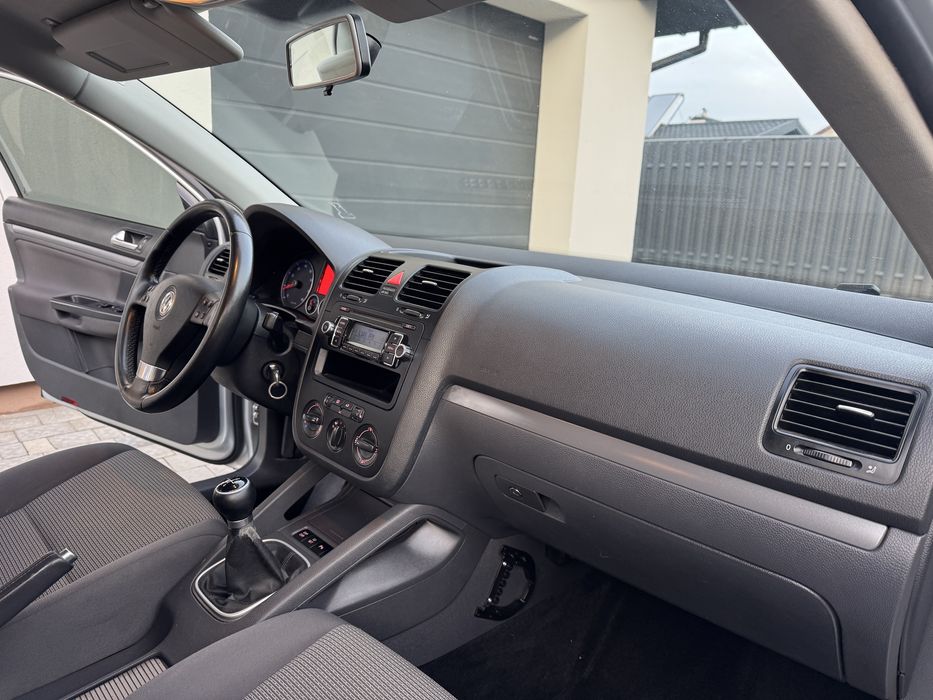 Volkswagen Golf V-2009 р.в