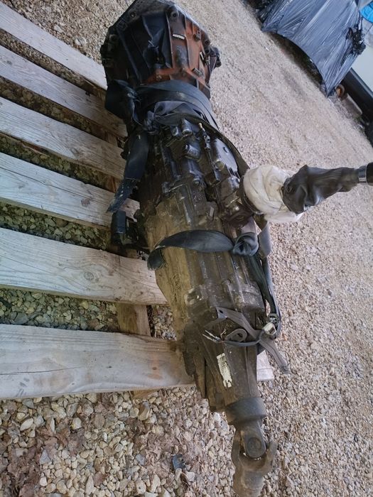 Suzuki grand Vitara 2 1.9 DDiS skrzynia biegów reduktor komplet