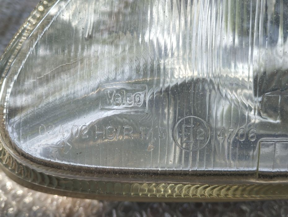 ТЕРМІНОВО продаю фару на Renault Megan (Рено Меган)