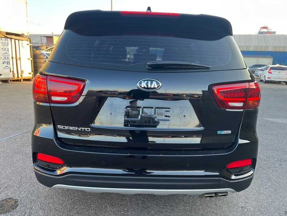 Kia  Sorento 2WD