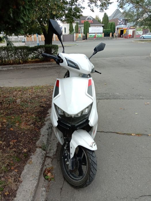 Продам електро скутер 2.5кв
