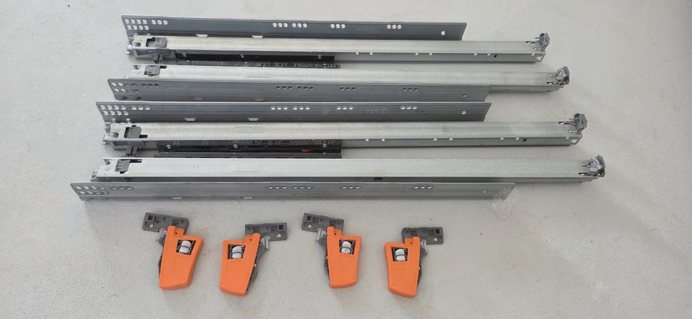 Prowadnice BLUM 70 cm – 2 komplety