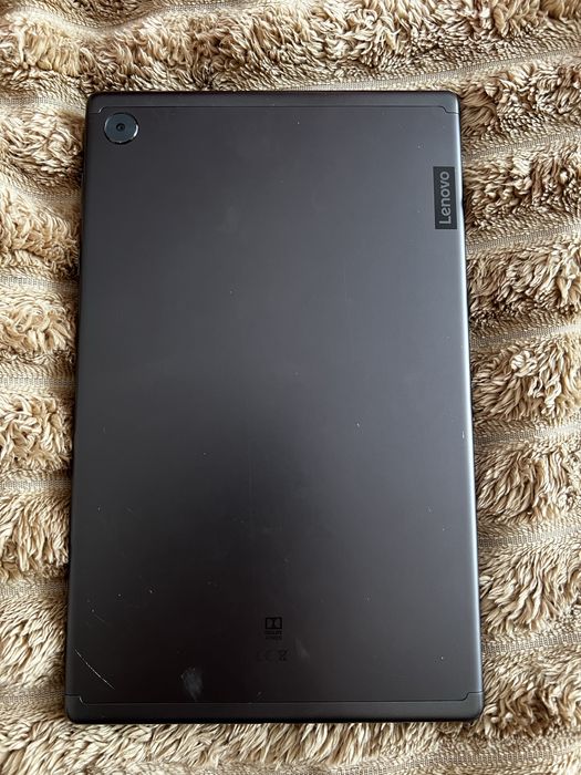 Продаю планшет Lenovo TB X606F