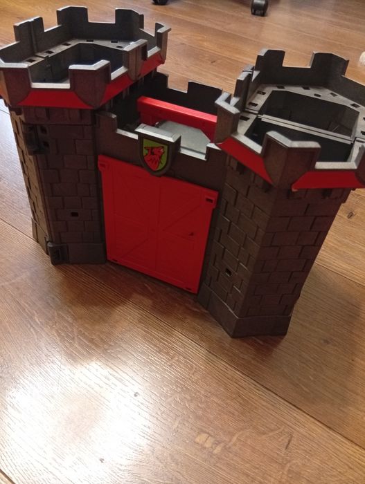 Замок фортецЯ Playmobil