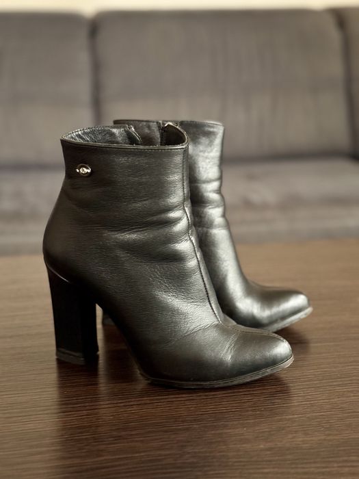 Черные кожаные ботильоны,36р