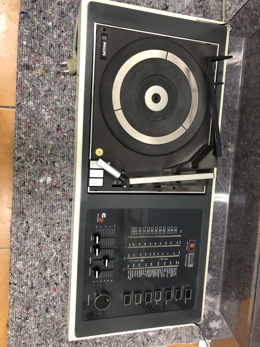 Stary gramofon Philips