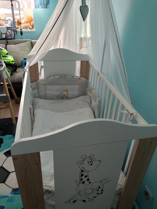 Łóżeczko z szufladą i materacem