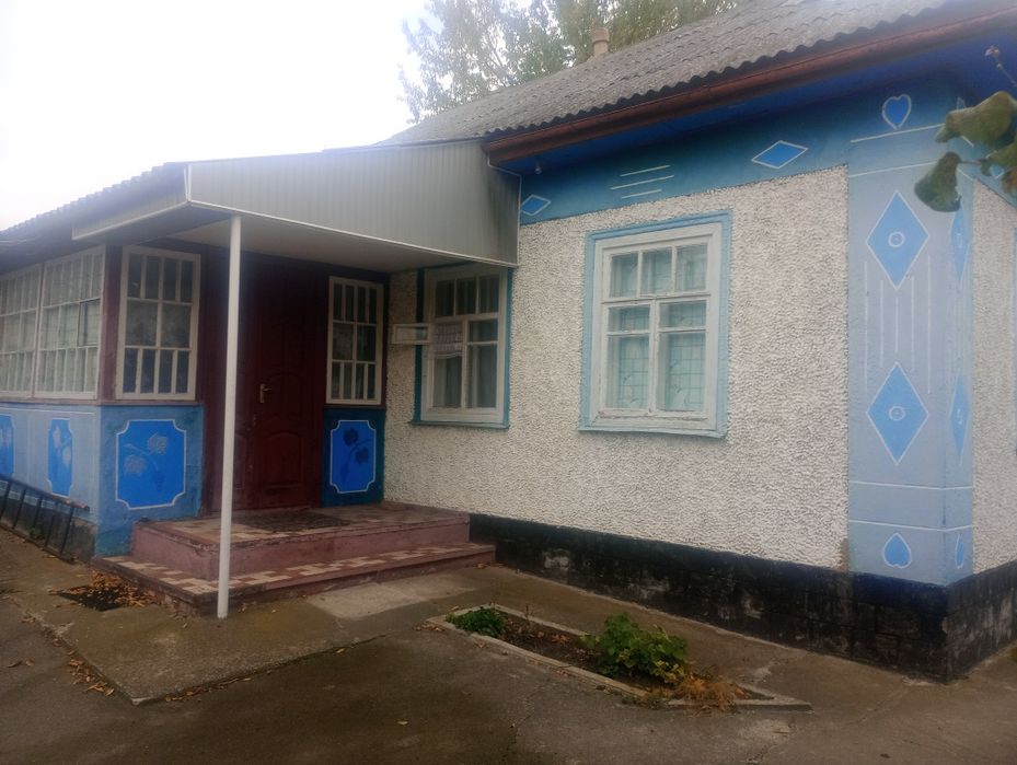 Продам гарний будинок