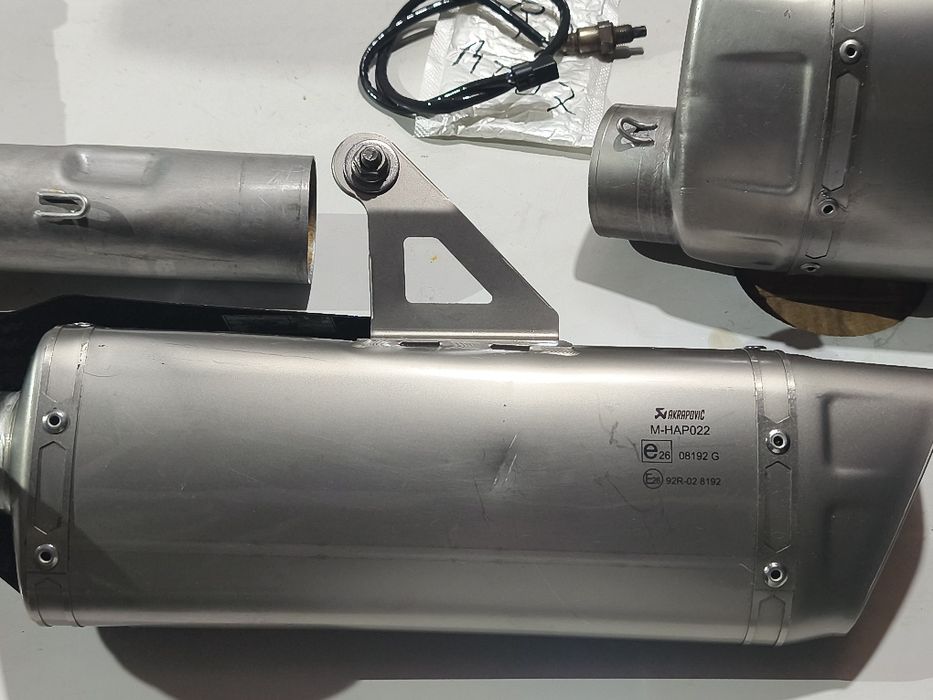 Akrapovic  euro 5 Yamaha R7  / MT 07
