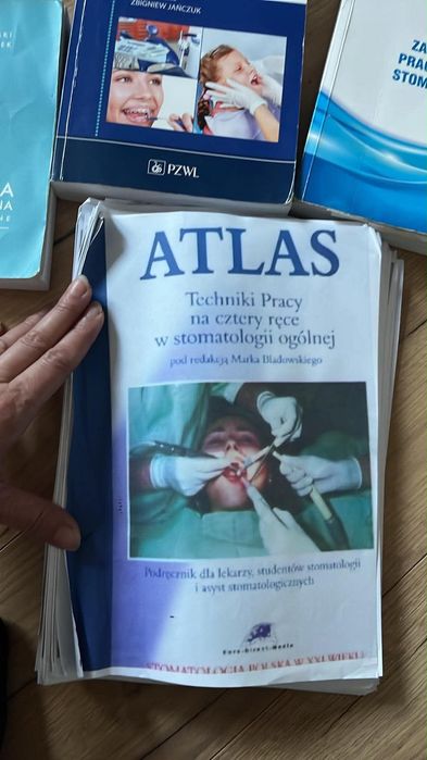 Jańczuk Zbigniew, podręcznik dla astysyentek stomatologicznych i higienicznych