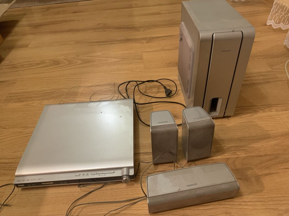 Kino domowe Thompson