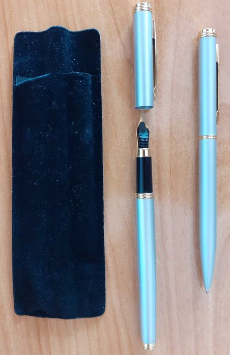 Conjunto 2 canetas Pierre Cardin