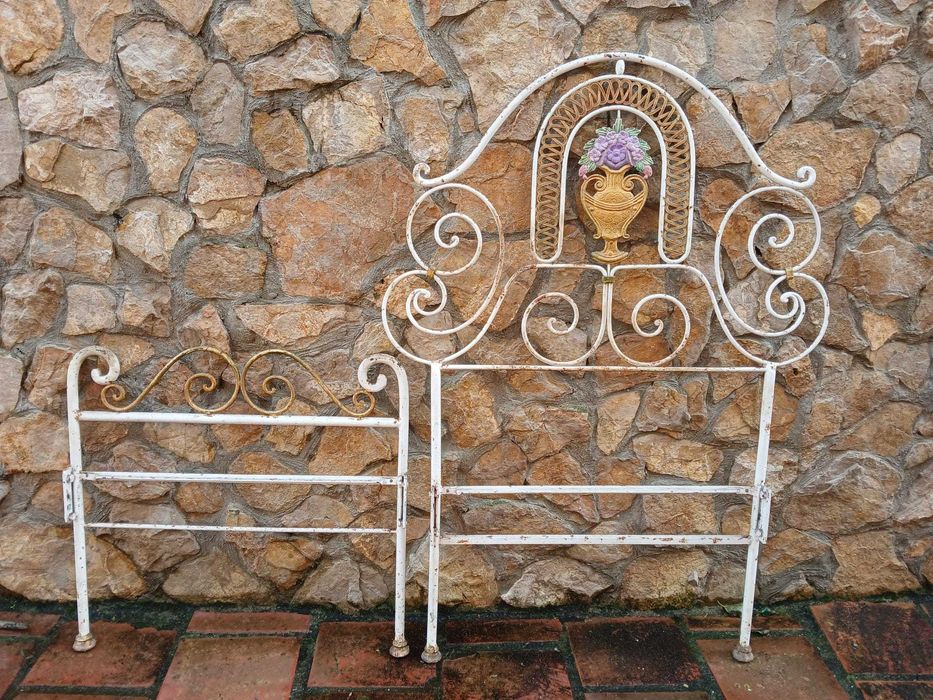 Cama completa em ferro