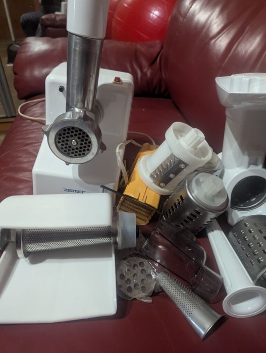 М'ясорубка zelmet 1.3