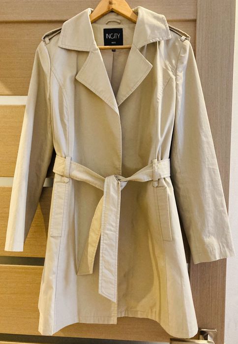 Тренч, плащ бежевого кольору Incity. Розмір  46 або М. Стан чудовий.