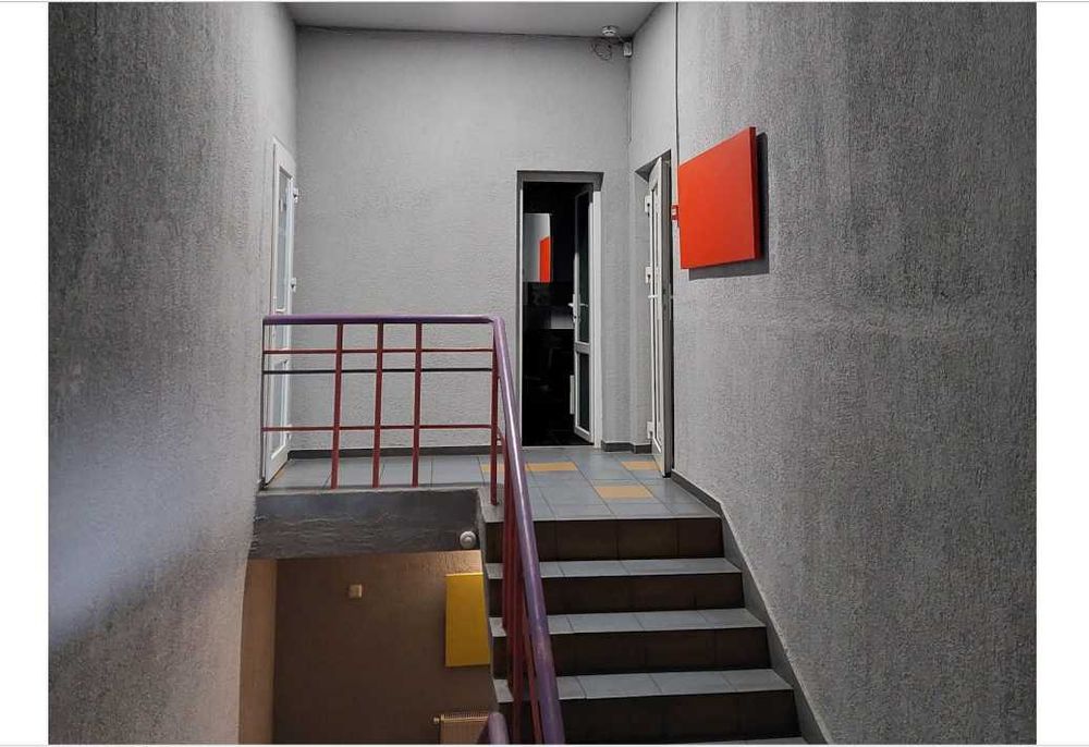 Продаж офісно - складського приміщення по вул. Городоцька