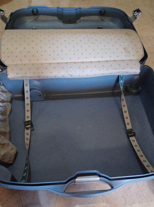 Mala rígida + Necessaire SAMSONITE, cor cinza