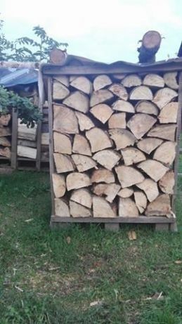 Drewno opałowe sosna i grube drewno w workach sosna