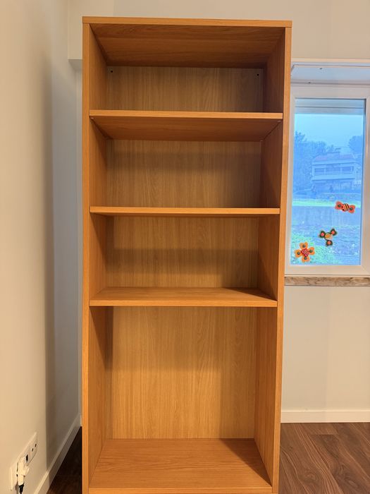 Estante IKea TONSTAD