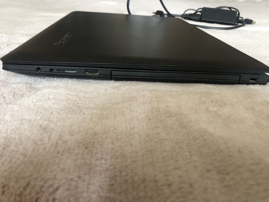 Ноутбук lenovo g50-30 в хорошем состоянии
