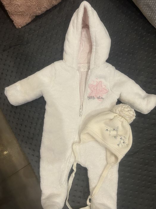 Kombinezon dziecięcy biały