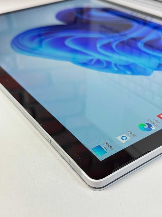 GTX 1060 6GB·Microsoft Surface Book 2·I7-8650U·16GB·SSD 256·3K touch·15"·Гарантія·Металевий·ноутбук трансформер·сенсорний·для ігор,графіки,дизайну·ТОП