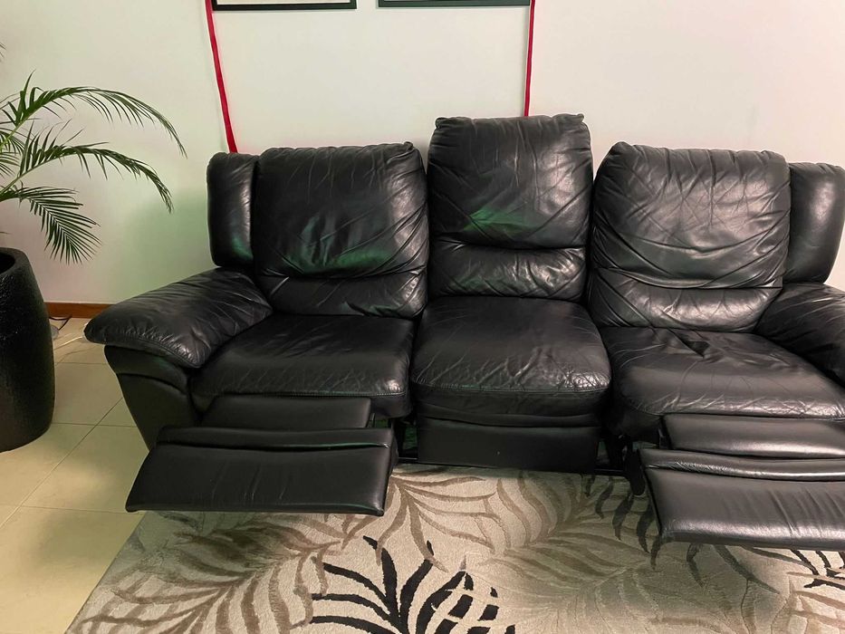 Sofá  relax em Pele 3 lugares