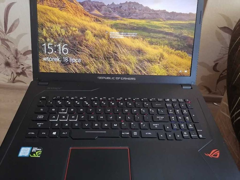 Asus ROG Strix GL753VD /i7-7700HQ /32GB /SSD 500GB