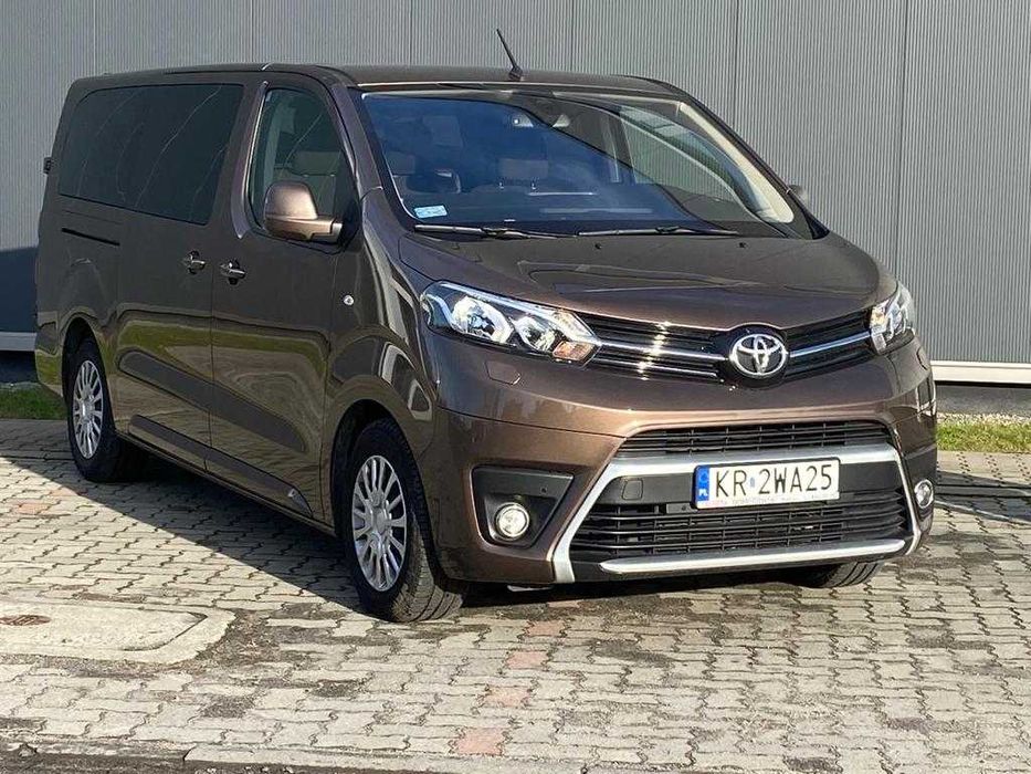 Wynajem samochodów aut busy 9 osobowe KAT B