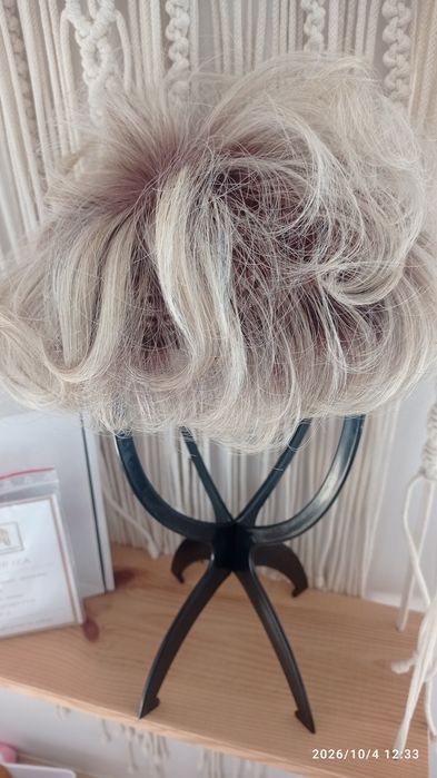 Toper krótki light blonde włosy syntetyczno-termiczne